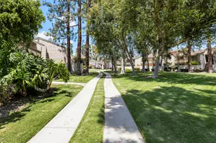 15242 Campus Park Dr, Moorpark, CA 93021 - Photo 27