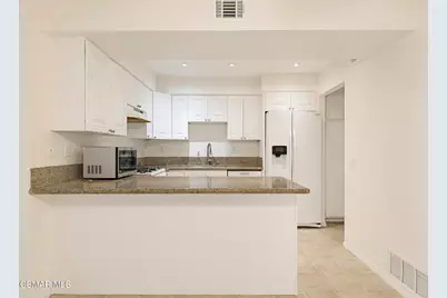 15242 Campus Park Drive #E, Moorpark, CA 93021 - Photo 9