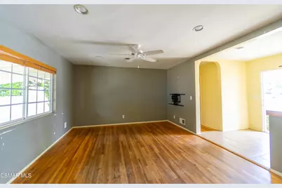 7435 Corbin Avenue, Winnetka, CA 91306 - Photo 3