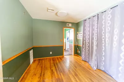 7435 Corbin Avenue, Winnetka, CA 91306 - Photo 5