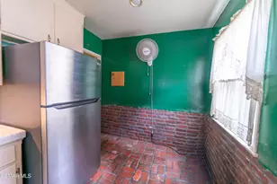 7435 Corbin Ave, Winnetka, CA 91306 - Photo 9