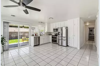 904 Silver Cloud Street, Thousand Oaks, CA 91360 - Photo 5