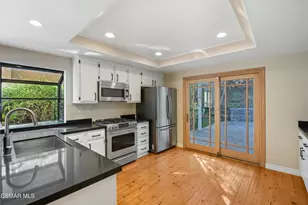 3831 Cottonwood Grove Trail, Calabasas, CA 91301 - Photo 17