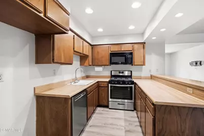 15258 Campus Park Drive #G, Moorpark, CA 93021 - Photo 13