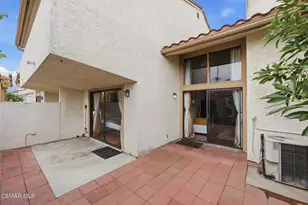 292 San Vincente Cir, Newbury Park, CA 91320 - Photo 33