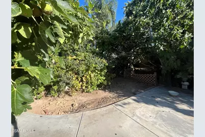 23020 Posada Drive, Valencia, CA 91354 - Photo 27