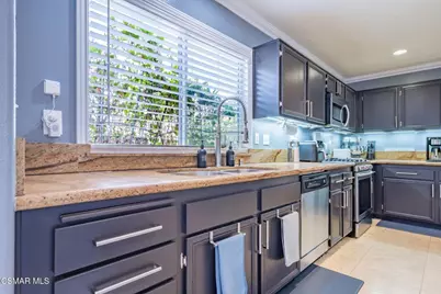 25402 Bayside Place, Harbor City, CA 90710 - Photo 19