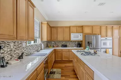 5187 Via Dolores, Newbury Park, CA 91320 - Photo 15