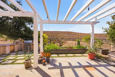 2266 Swift Fox Court, Simi Valley, CA 93065 - Photo 39