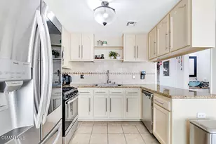 19950 Sherman Way, Winnetka, CA 91306 - Photo 15