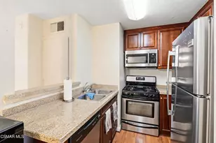 21400 Burbank Blvd, Woodland Hills, CA 91367 - Photo 7