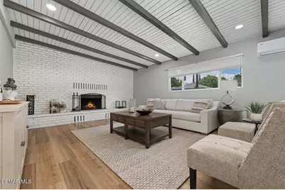 18324 Erwin Street, Tarzana, CA 91335 - Photo 13