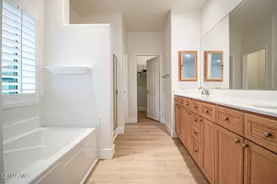 1743 Duskwood Way, Simi Valley, CA 93065 - Photo 27
