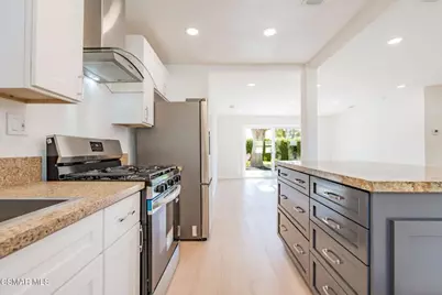 2260 Dogwood Street, Simi Valley, CA 93065 - Photo 13