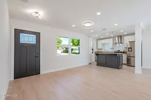 2260 Dogwood St, Simi Valley, CA 93065 - Photo 9