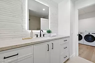 1194 Kelsford Ct, Westlake Village, CA 91361 - Photo 33