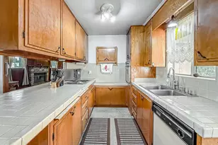 7455 Donna Ave, Reseda, CA 91335 - Photo 19