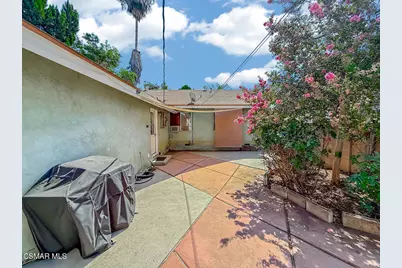 7455 Donna Avenue, Reseda, CA 91335 - Photo 45