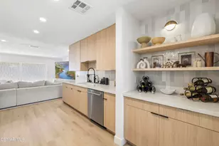 32038 Waterside Ln, Westlake Village, CA 91361 - Photo 15