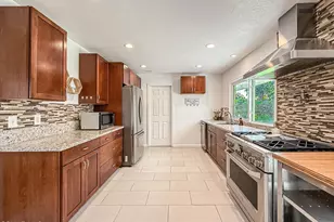 3826 Calle Clara Vista, Newbury Park, CA 91320 - Photo 15