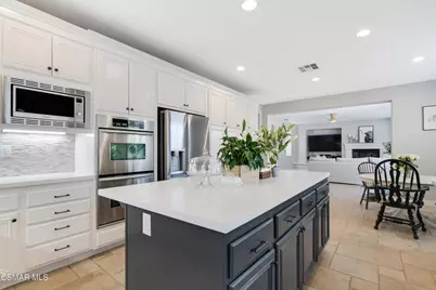 3657 Legends Drive, Simi Valley, CA 93065 - Photo 9
