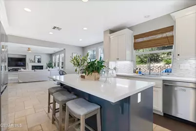 3657 Legends Drive, Simi Valley, CA 93065 - Photo 11