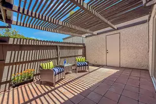 27584 Rondell St, Agoura Hills, CA 91301 - Photo 25