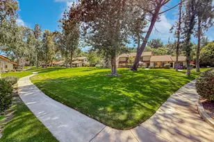 27584 Rondell St, Agoura Hills, CA 91301 - Photo 29