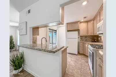 27584 Rondell Street #25, Agoura Hills, CA 91301 - Photo 9