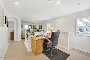 26608 Via Bellazza, Valencia, CA 91381 - Photo 27