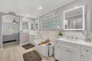 26608 Via Bellazza, Valencia, CA 91381 - Photo 35