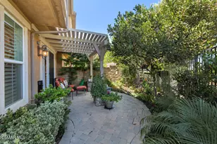 26608 Via Bellazza, Valencia, CA 91381 - Photo 43