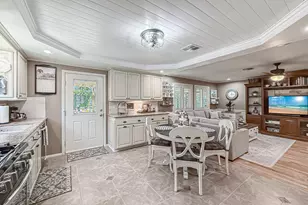 1354 Casmalia Ct, Simi Valley, CA 93065 - Photo 5