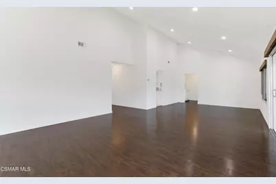 20184 Village 20, Camarillo, CA 93012 - Photo 5