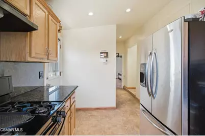 6642 Teesdale Avenue, North Hollywood, CA 91606 - Photo 11