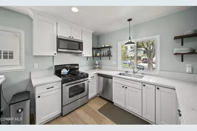 2094 Elizondo Avenue, Simi Valley, CA 93065 - Photo 15