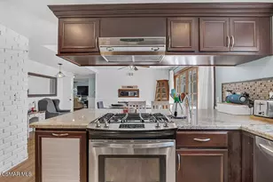 1060 Colby Cir, Thousand Oaks, CA 91362 - Photo 23