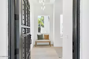 6024 Mandeville Pl, Oak Park, CA 91377 - Photo 7