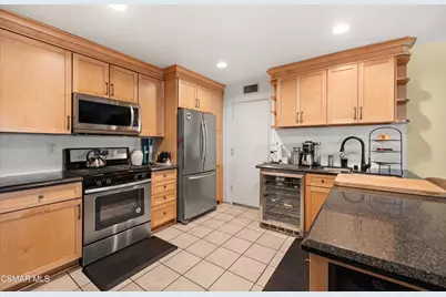 988 Vallejo Avenue, Simi Valley, CA 93065 - Photo 9