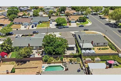 1517 Deanna Avenue, Simi Valley, CA 93063 - Photo 37