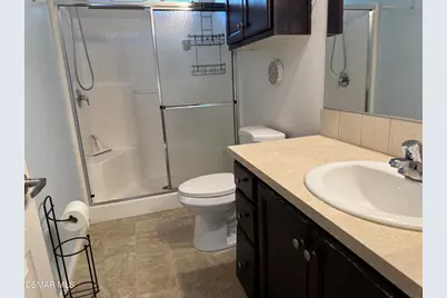 7 Katy Lane, Mission Hills (San Fernando), CA 91345 - Photo 11