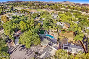 2340 Calle Malvon, Thousand Oaks, CA 91360 - Photo 37