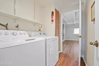 2340 Calle Malvon, Thousand Oaks, CA 91360 - Photo 23