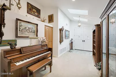 3125 Divernon Avenue, Simi Valley, CA 93063 - Photo 5