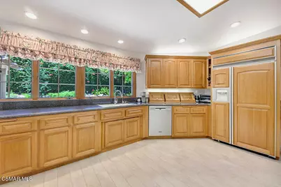 3125 Divernon Avenue, Simi Valley, CA 93063 - Photo 25