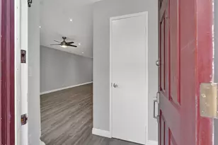 4230 Whitsett Ave, Studio City, CA 91604 - Photo 7