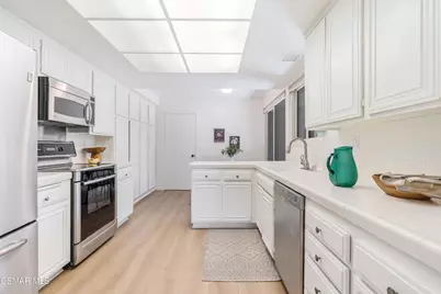 44113 Village 44, Camarillo, CA 93012 - Photo 3
