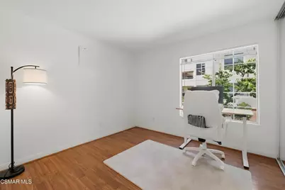 5530 Owensmouth Avenue #114, Woodland Hills, CA 91367 - Photo 21