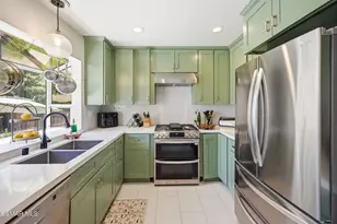 3489 Birdsong Ave, Thousand Oaks, CA 91360 - Photo 11