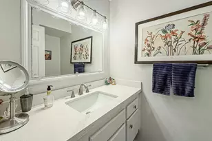 7050 Shoup Ave, Canoga Park, CA 91303 - Photo 5